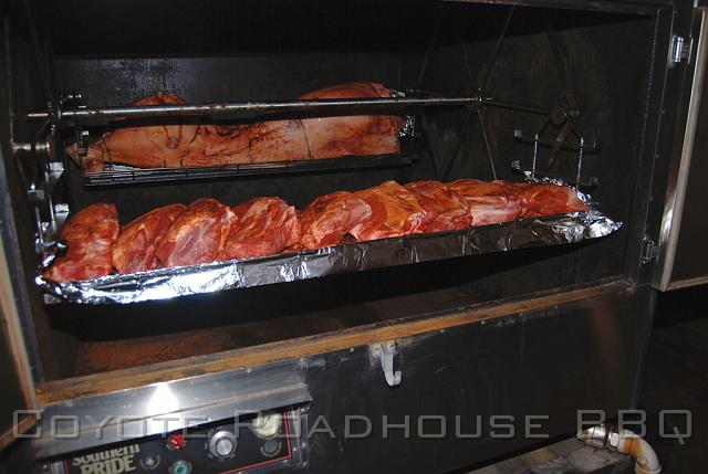 2008_pigroast_002.jpg